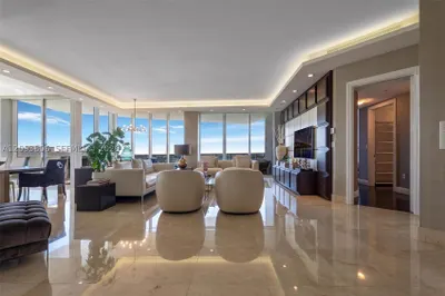 10225 Collins Ave #1604 1
