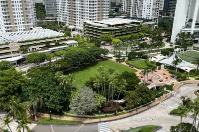 540 Brickell Key Dr #1809 1