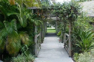 1127 E Seminole #20a 1