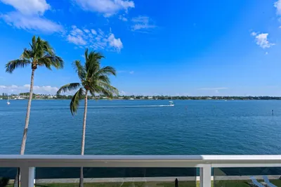 2800 N Flagler 404 Drive #404 1