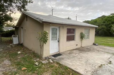 3919 Kirk Road 1