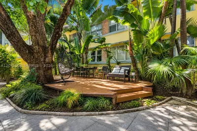1446 Lenox Ave #5 1