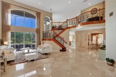 10461 N Lake Vista Cir 1