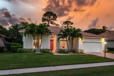 053-9043CypressHollowDrive-PalmBeachGard