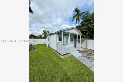 11441 SW 2nd St #Efficiency 1