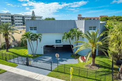 961 S Ocean Drive #302 1