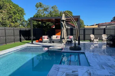 19200 NW 51st Ave 1