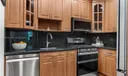 341 E 58th St Photo