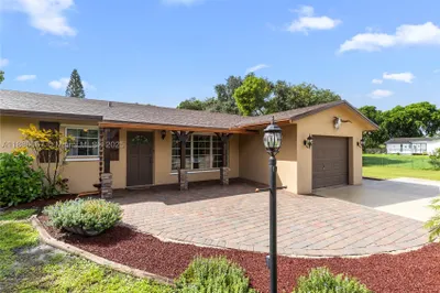 14300 SW 29th Ct 1