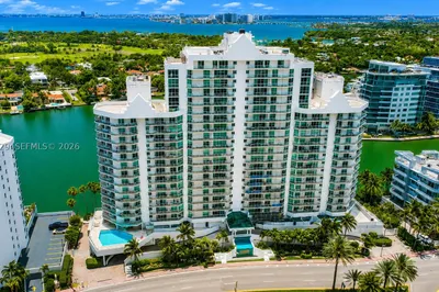 5900 Collins Ave #601 1