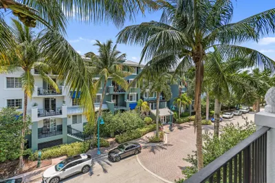 250 NE 3rd Avenue #1414 1