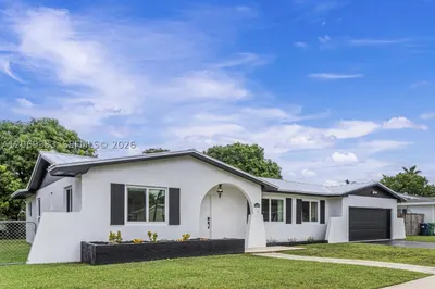 8460 SW 201st St 1