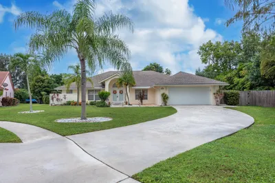 1447 Spanish Oak Way 1