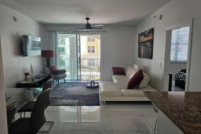804 E Windward Way #221 1