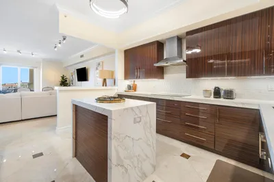 201 S Narcissus Avenue #605 1