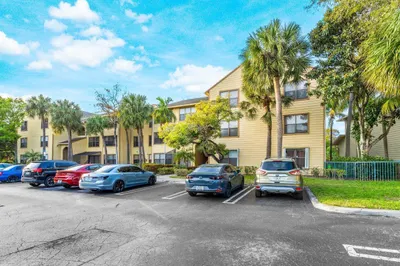 2305 N Congress Avenue #18 1