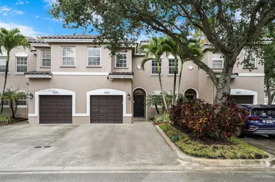 13213 NW 7th Mnr #13213 1