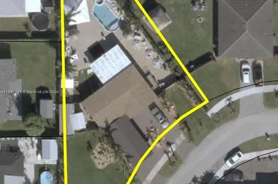 11040 SW 217th Ter 1