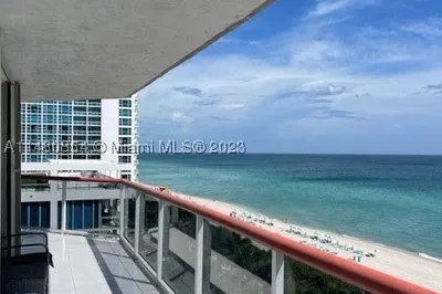 6767 Collins Ave #909 1