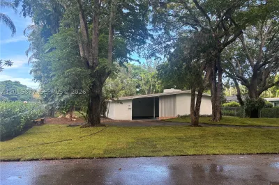 12725 SW 80th Ave 1