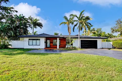 2457 NE 27th Ter 1