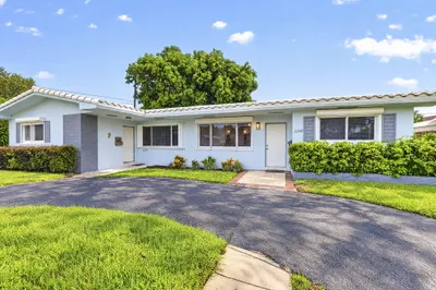 2248 NE 37th Street 1