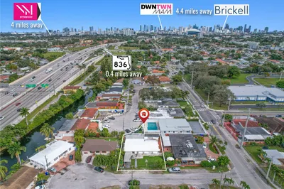 1121 NW 30th Ct 1