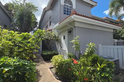 7634 MAJESTIC PALM Drive #201 1