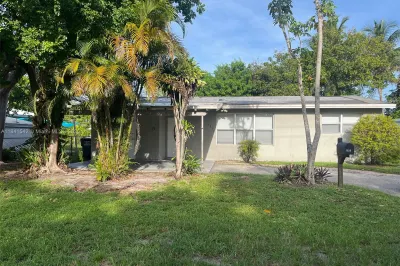 1450 N 64th Ave 1