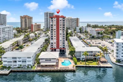 3161 S Ocean Dr #909 1