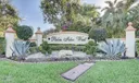 9575 N Crescent View Drive N Photo