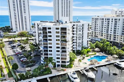 1631 S Ocean Boulevard #1006 1