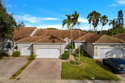 7501 S Aragon Blvd #5 1