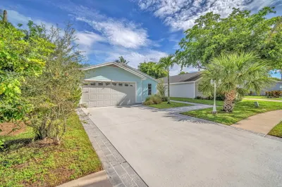 4775 Brook Drive 1