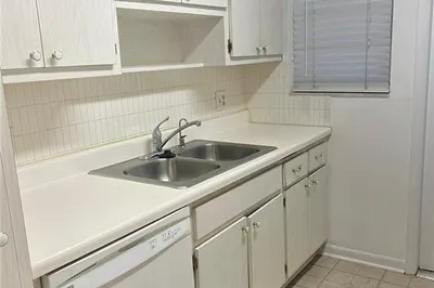 2491 SW 82ND Avenue #307 1