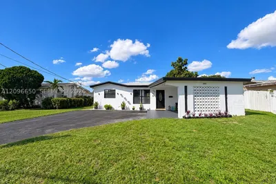 3591 NW 37th St 1