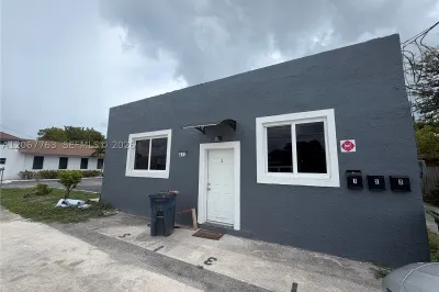 612 NW 2nd Ave #1 1