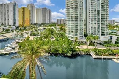 150 Sunny Isles Blvd #1-904 1