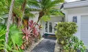 7440 Rexford Road Photo