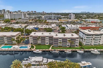 3031 NE 51st Street #403w 1