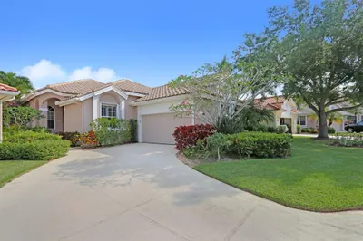 335 Eagleton Golf Drive 1