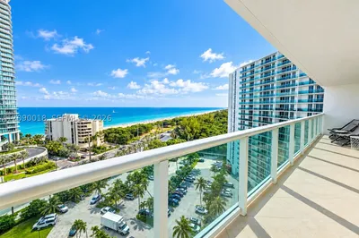 100 Bayview Dr #1506 1