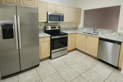 5961 Forest Hill Blvd Boulevard #101 1