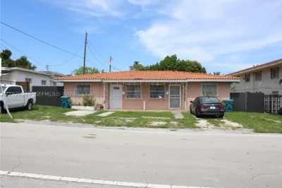 1040 NW 23rd Ct 1