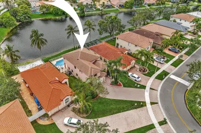 1385 NW 192nd Ter 1