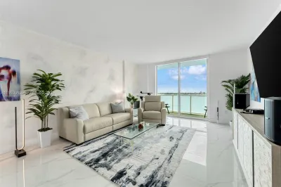 1900 N Bayshore Dr #3202 1