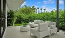 100 Hampton Ln Photo