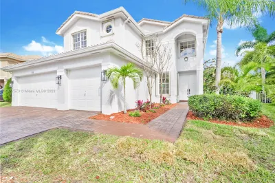 13101 SW 45th Dr 1