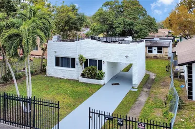 7770 NW 9th Ave 1