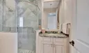 721 NE Lakeview Terrace Photo